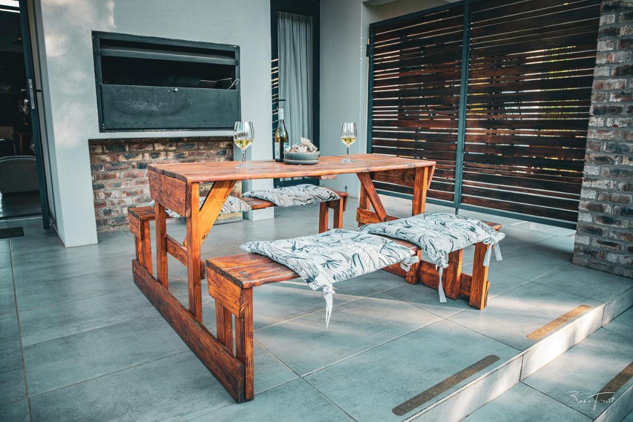The Stoke House Apartment คลาเรนส์ ภายนอก รูปภาพ